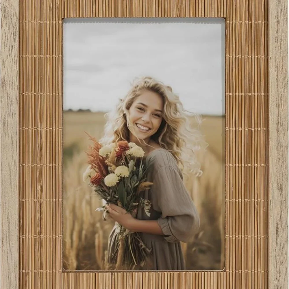 Sonefreiy 4x6 Inch Natural Bamboo Picture Frame/NIB